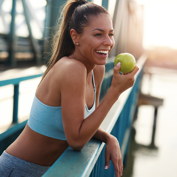 Mulher tomando café